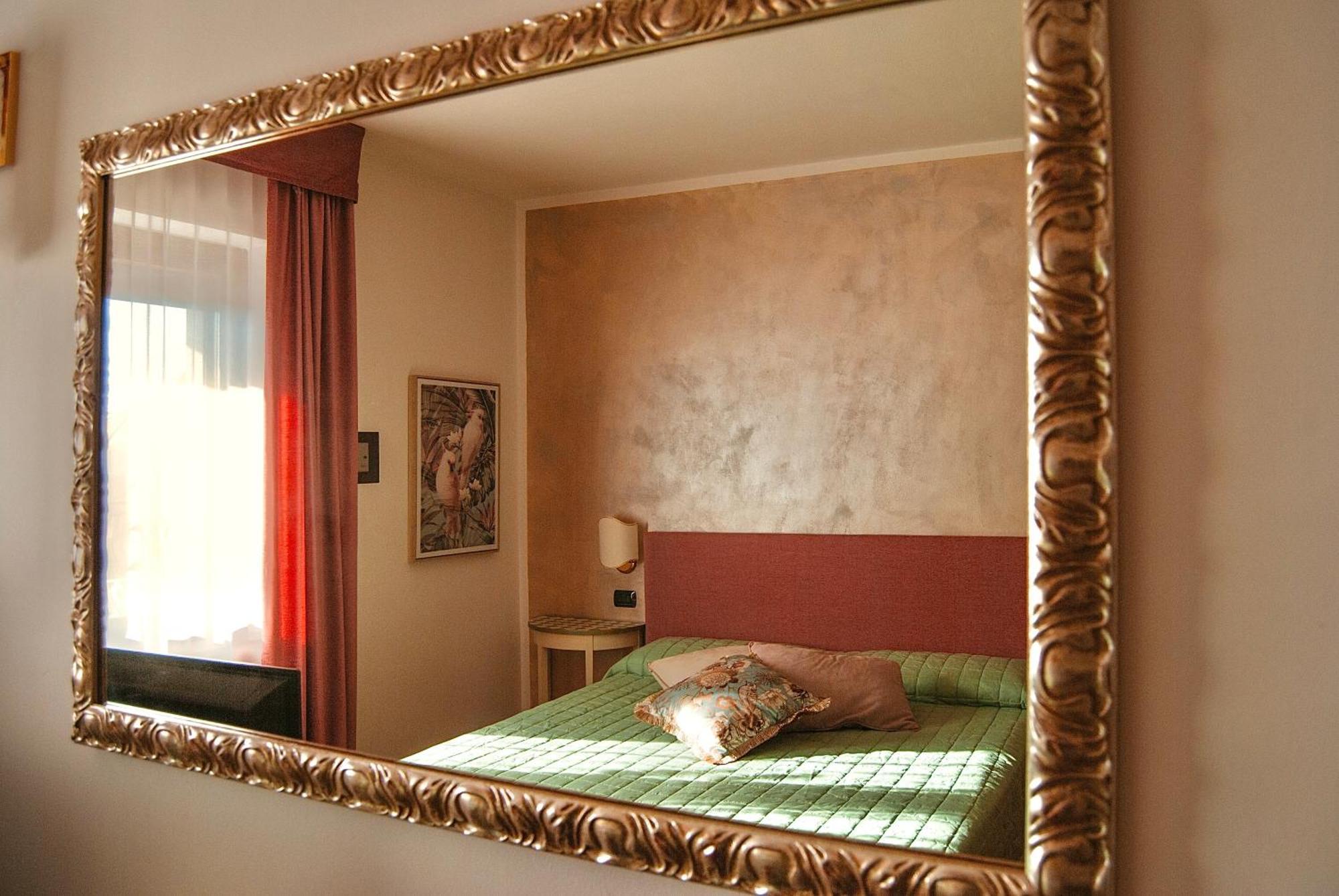 Welcome Traveller Frida'S Rooms 卡普里诺韦罗内塞 外观 照片