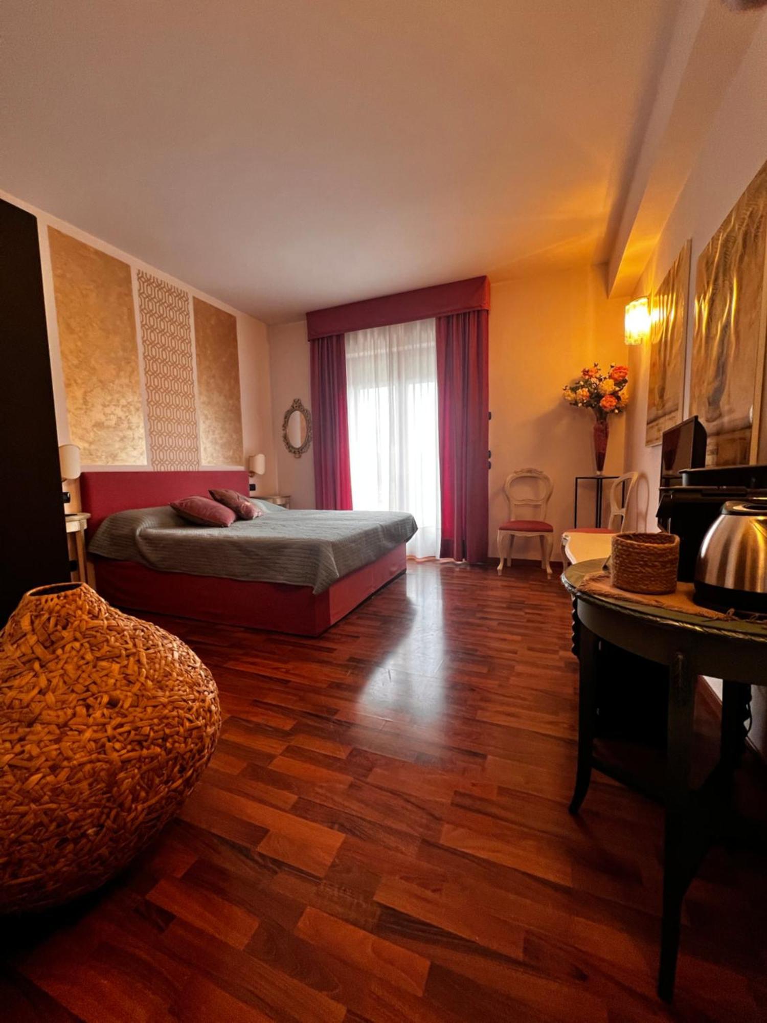 Welcome Traveller Frida'S Rooms 卡普里诺韦罗内塞 外观 照片