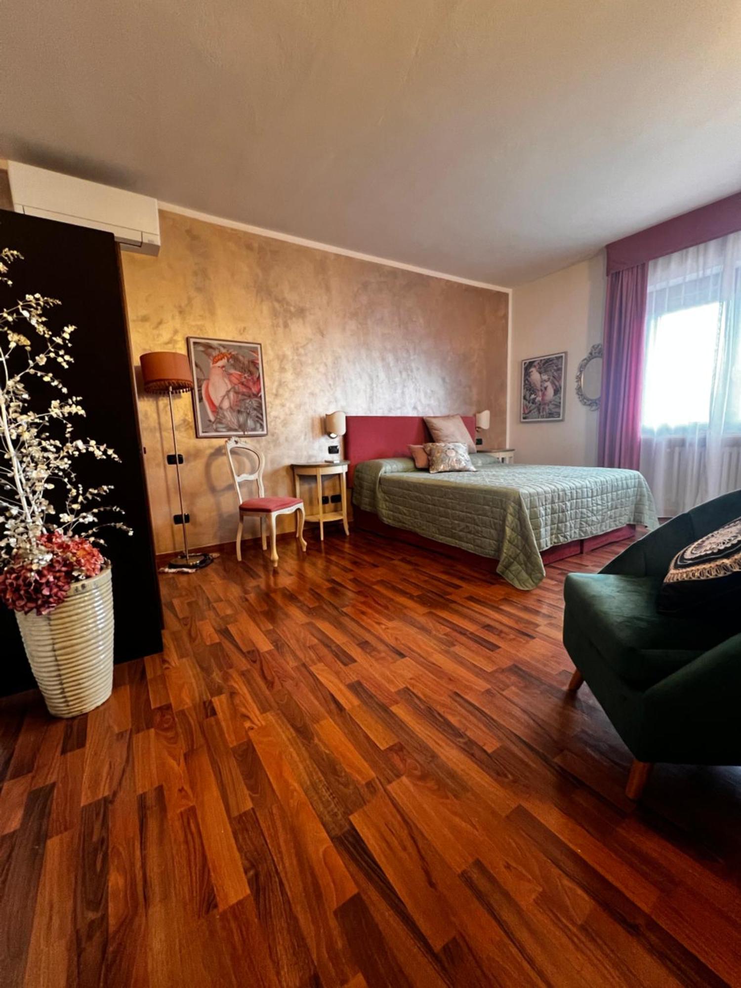 Welcome Traveller Frida'S Rooms 卡普里诺韦罗内塞 外观 照片